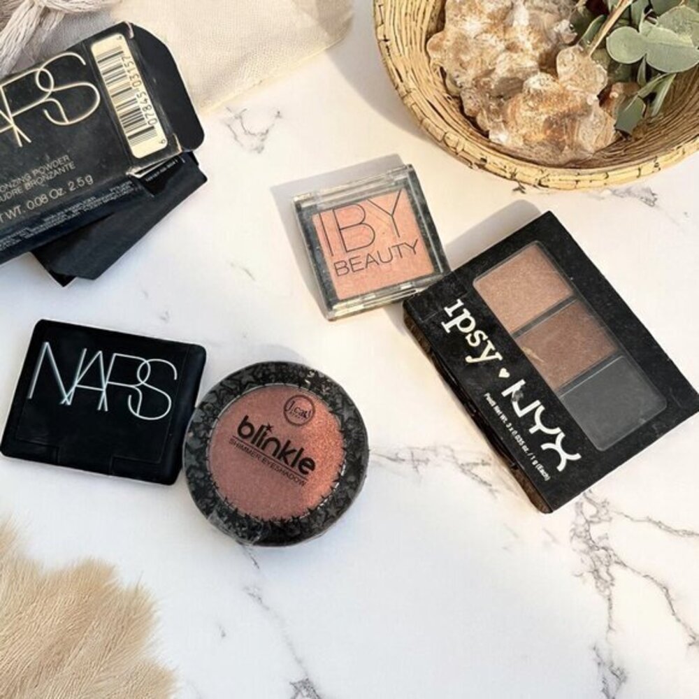 NEW Bronzer Eyeshadow Highlighter Makeup Bundle
